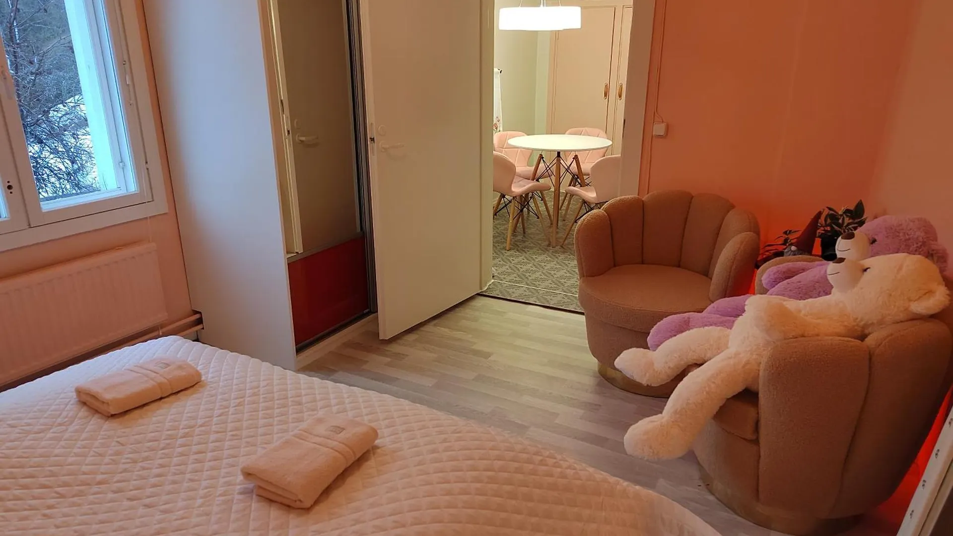 Apartamento 4B Stay - Best Budget Boutique Boardinghouse Helsinki Finlandia